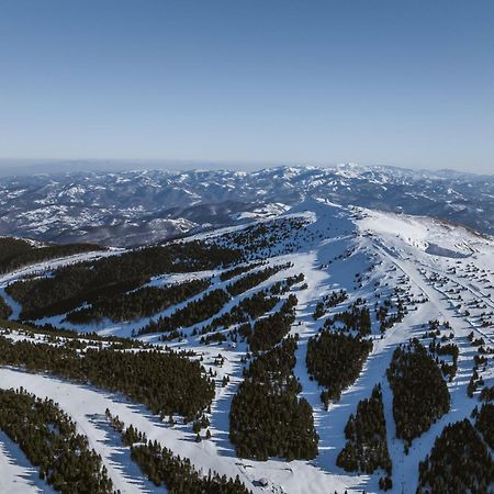 Viceroy Kopaonik Serbia Bagian luar foto Aerial view of the ski resort