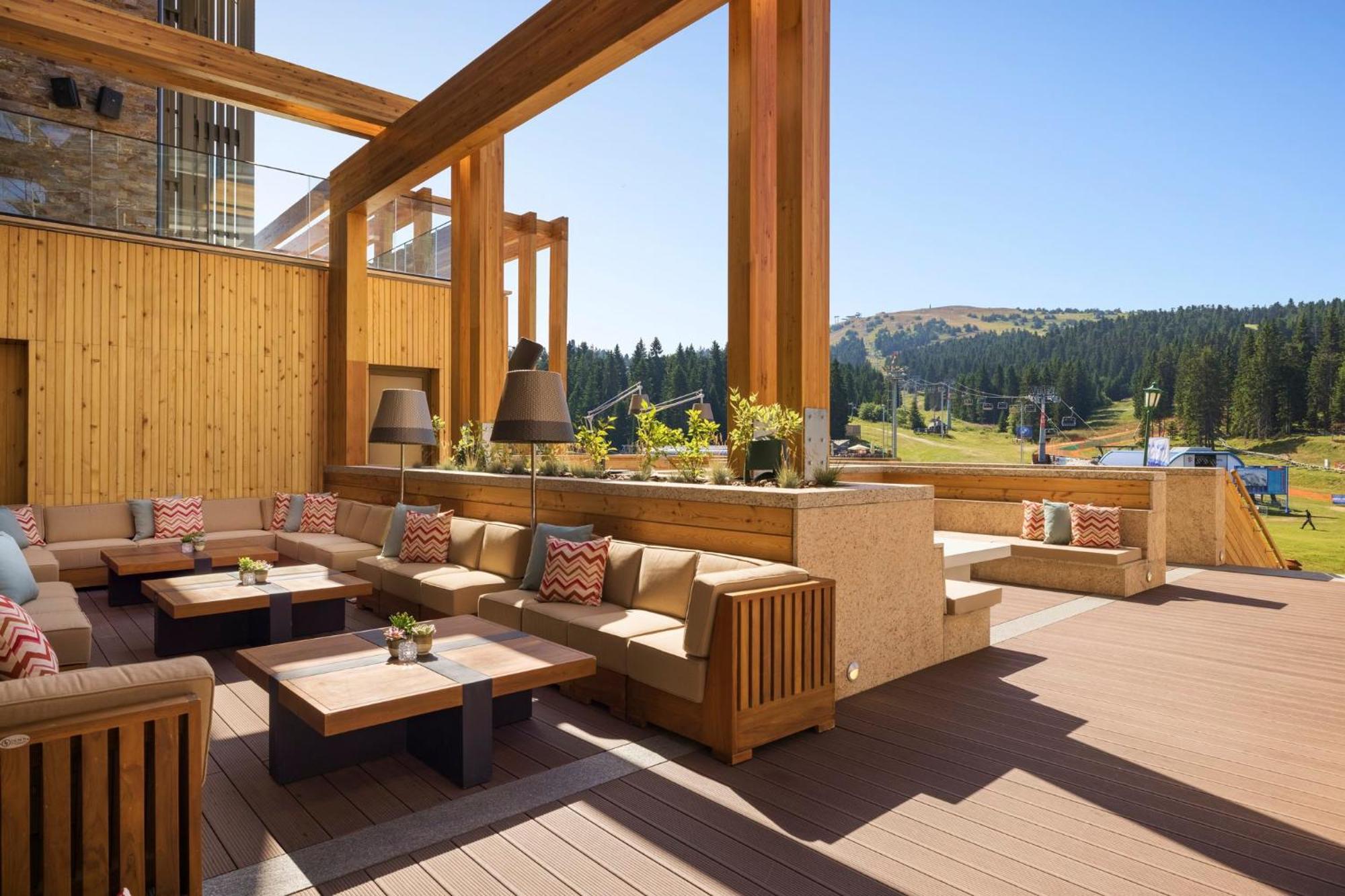 Viceroy Kopaonik Serbia Bagian luar foto The Terrace at The Lodge at Sun Valley
