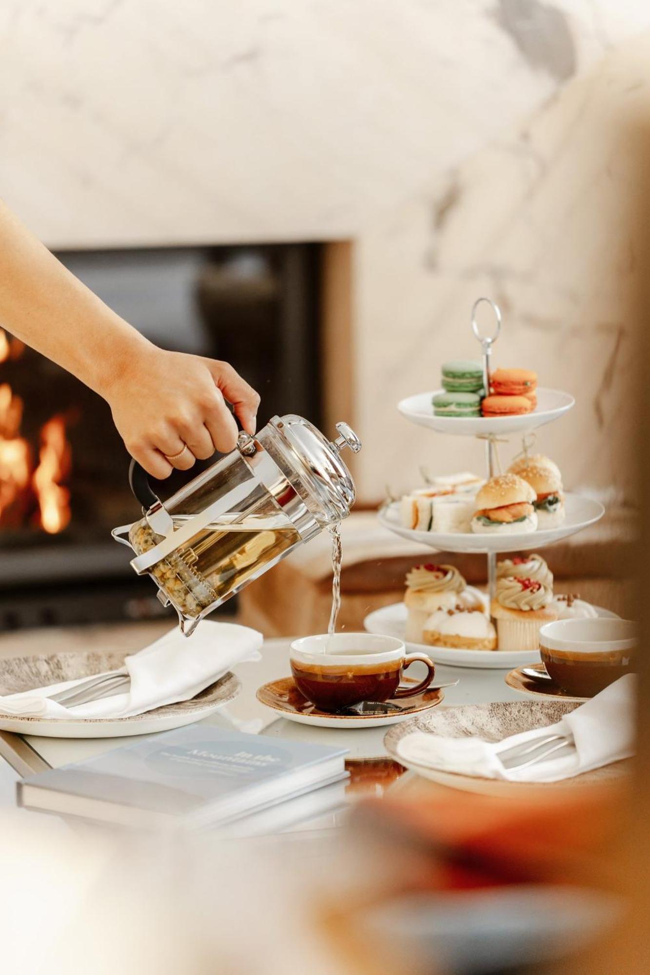 Viceroy Kopaonik Serbia Bagian luar foto Afternoon tea