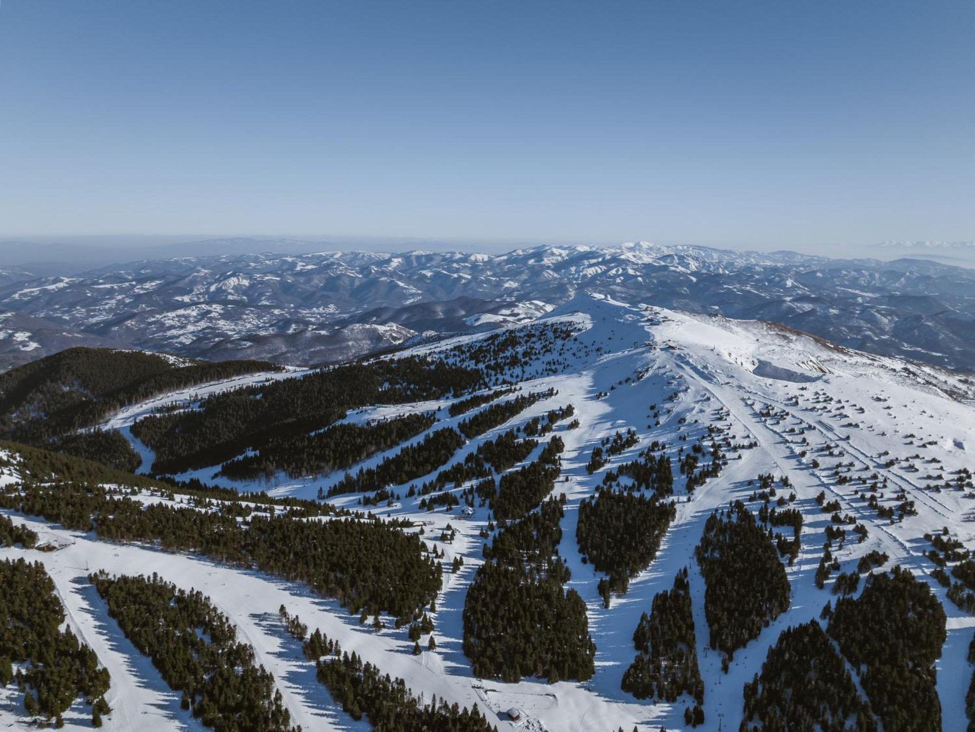 Viceroy Kopaonik Serbia Bagian luar foto Aerial view of the ski resort