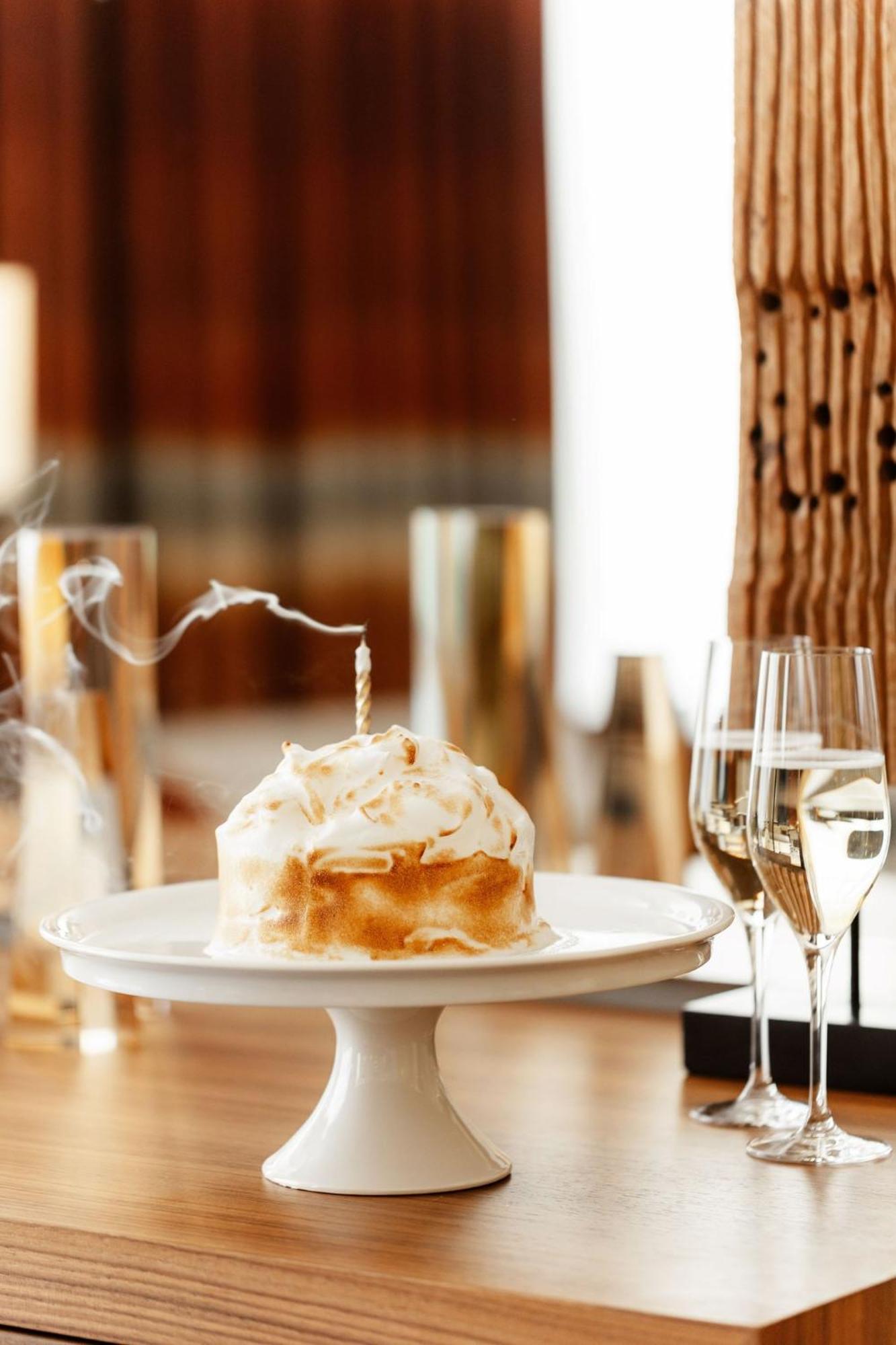 Viceroy Kopaonik Serbia Bagian luar foto A lemon meringue pie